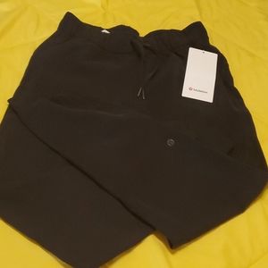 Lululemon jogger BRAND NEW